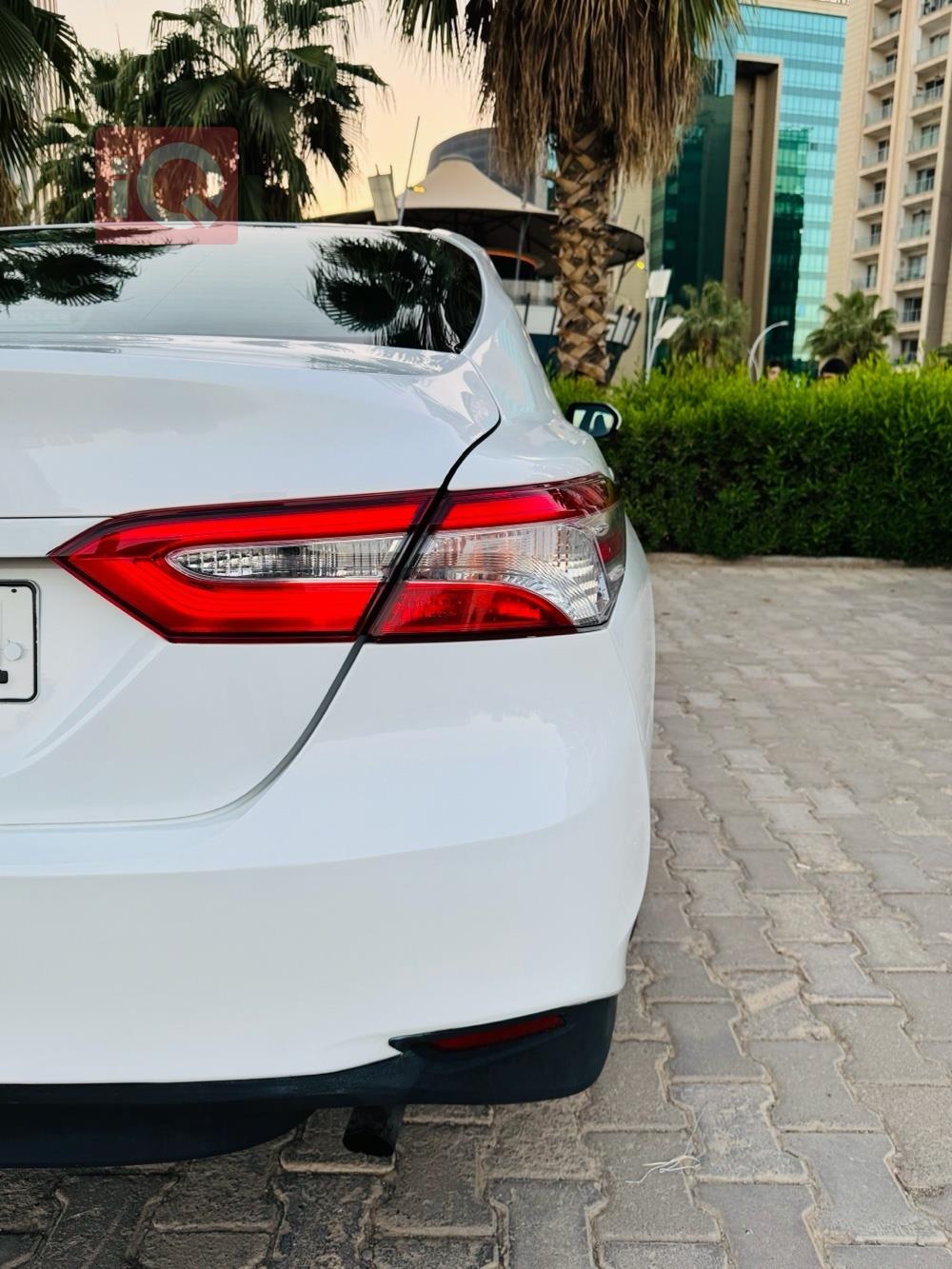 تۆیۆتا کامری